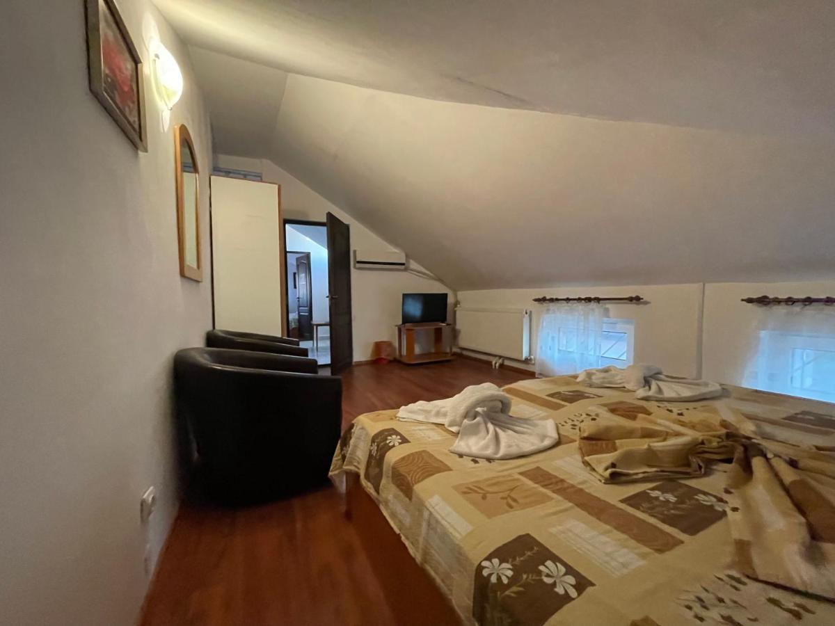 Vila Efor 艾福雷诺德 外观 照片