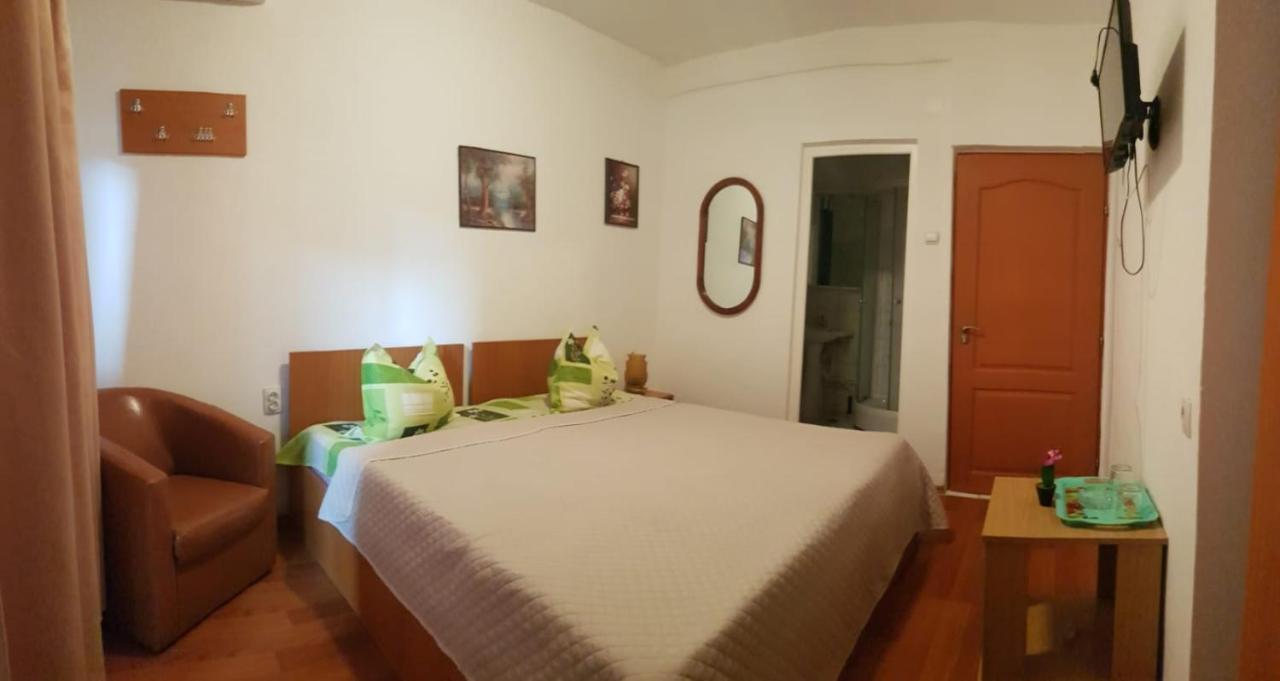 Vila Efor 艾福雷诺德 外观 照片